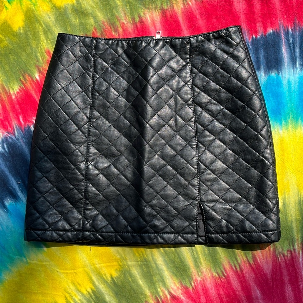 Forever 21 Faux Leather Diamond Design Mini Skirt with Side Slit